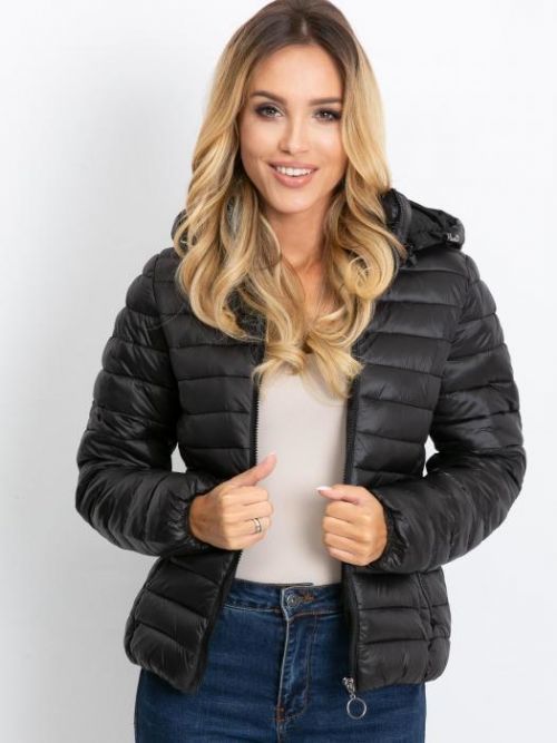 Dámska čierna prešívaná bunda - S