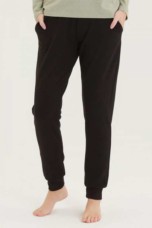 Dámske čierne tepláky