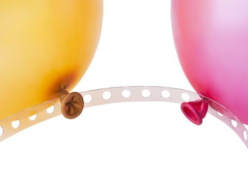 PartyDeco Balónová girlanda číra 5 m
