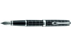 Diplomat Excellence Plus Rhomb Guilloch Lapis Black, plniace pero