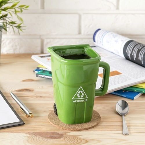 Hrnček pre milovníkov recyklácie - zelený