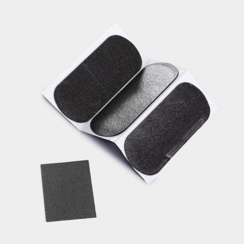 Súprava 3 veľkých samolepiacich záplat na opravu nafukovacích matracov 7 × 3 cm