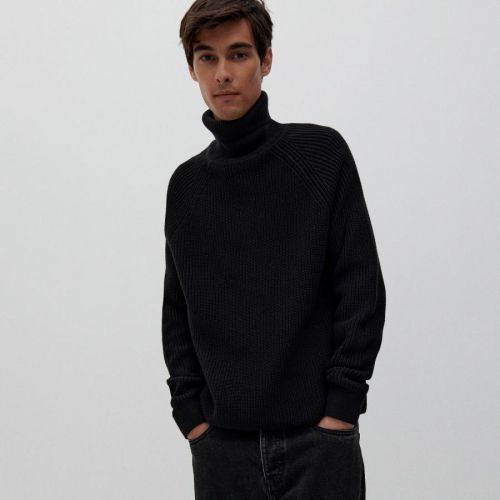Reserved - Men`s sweater - Čierna
