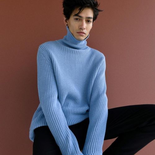 Reserved - Men`s sweater - Modrá