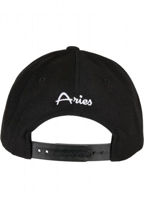 Zodiac YP Classics 5-Panel Premium Curved Visor Snapback Cap aries - One Size