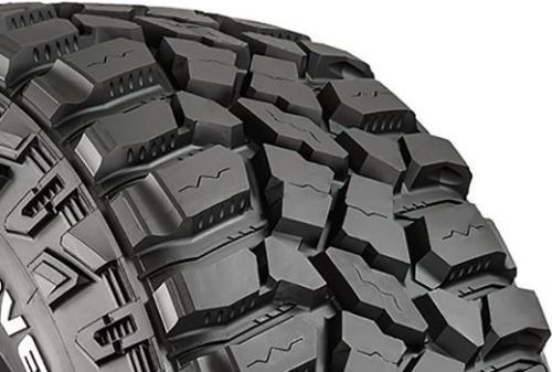 Cooper DISC STT PRO P.O.R 285/75 R16 126K