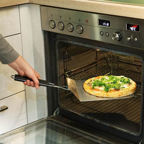 Lopatka na pizzu