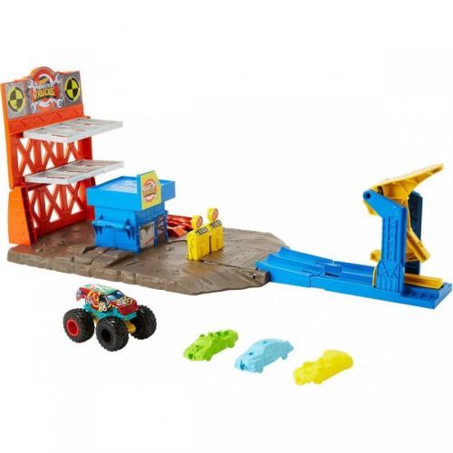 Hot Wheels Monster Trucks výbušná stanica