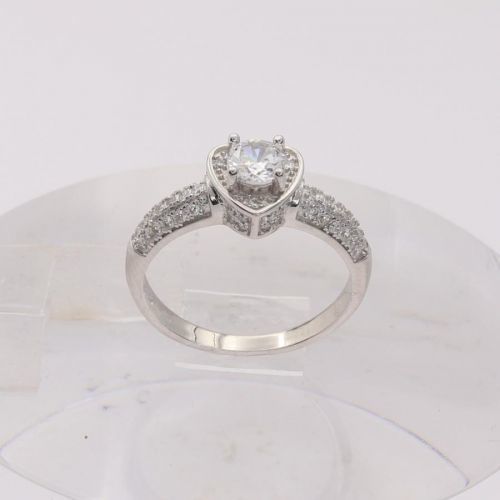 Strieborný prsteň 86073