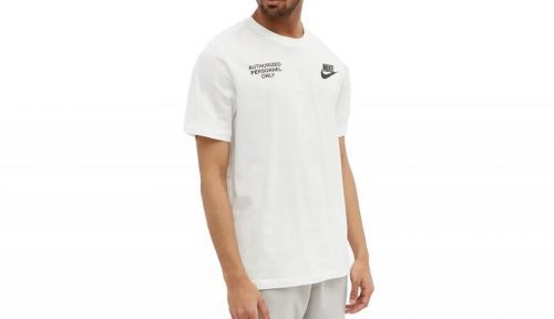 Nike Sportswear Tech Authorised Personnel T-Shirt biele DO8323-133