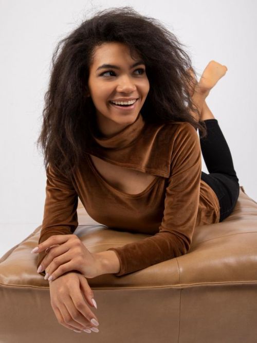 Blúzka-DHJ-BZ-6561.09P-hnedá jedna veľkosť