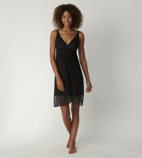 Dámska nočná košeľa Amourette NDK NEW FIT X - Triumph čierna (0004) 0036