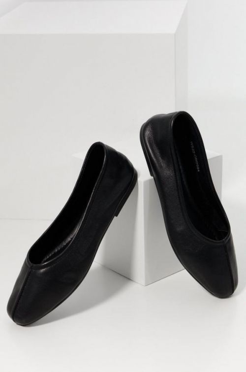 Kožené balerínky Answear Lab čierna farba,