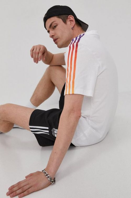 Tričko adidas Originals pánske, biela farba, s nášivkou