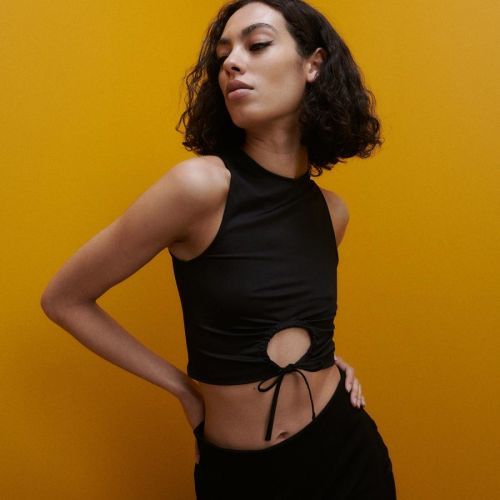 Reserved - Úpletový crop top - Čierna