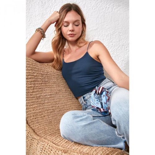 Dámsky crop top Trendyol Basic