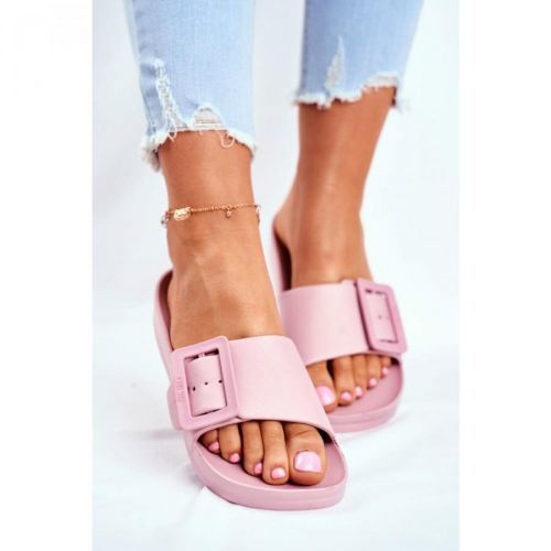 Dámske šľapky Kesi Buckle