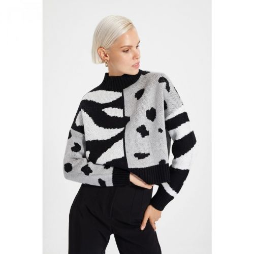 Dámsky sveter Trendyol Patterned