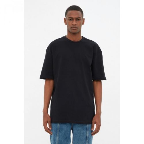 Trendyol Black Men's Basic 100% Cotton Relaxed Fit Crew Neck Short Sleeved T-Shirt
