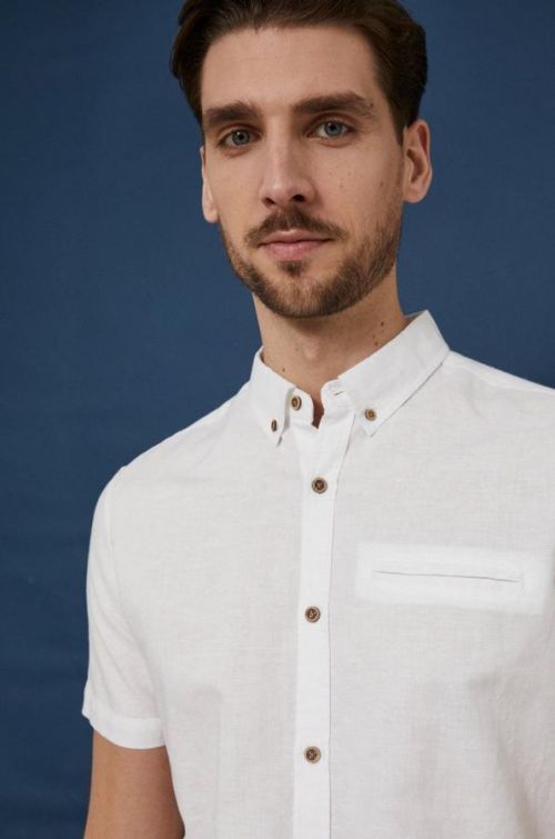 Ľanová košeľa Medicine pánska, biela farba, regular, s golierom button-down