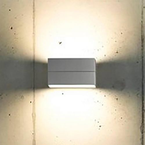 Nástenné LED svetlo CUBO zap/vyp biela 2700 Kelvin