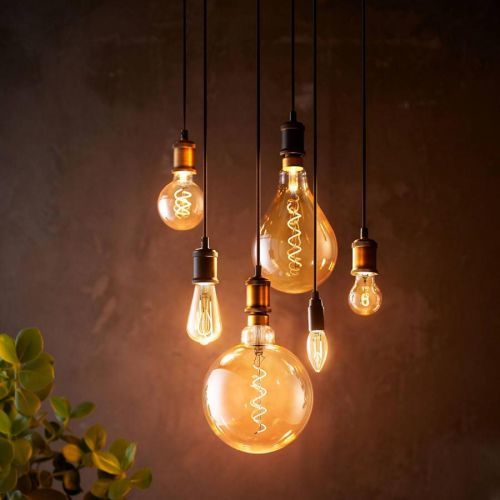 Philips LED žiarovka E27 A60 4W 1.800K zlatá