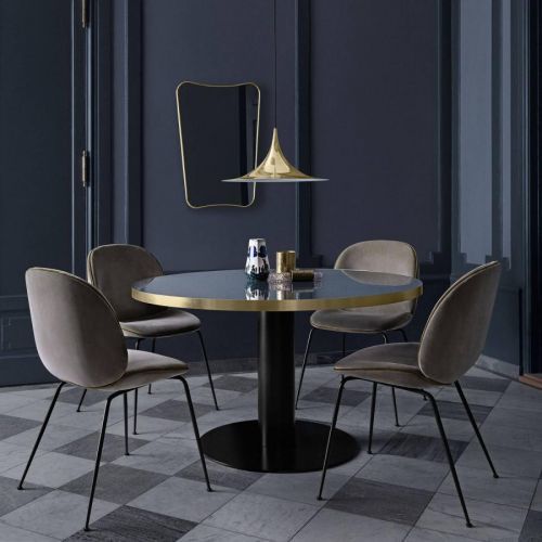 GUBI Semi závesná lampa lesklá mosadz Ø 47 cm