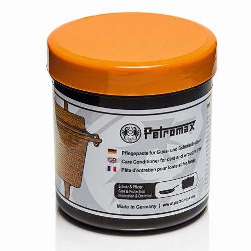 Ošetrujúce pasta na liatinu a kované železo Petromax