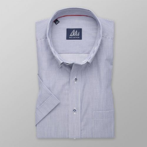 Pánska slim fit košeľa bielej farby s modrým pruhovaným vzorom 13935