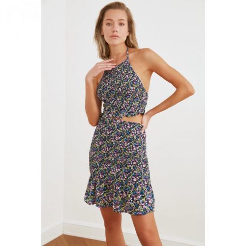 Trendyol Colorful Gipel Shorts Detailed Viscose Beach Bottom-Top Team