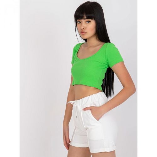 Ecru basic casual shorts with pockets