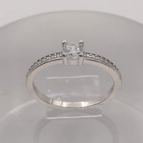 Strieborný prsteň 89239