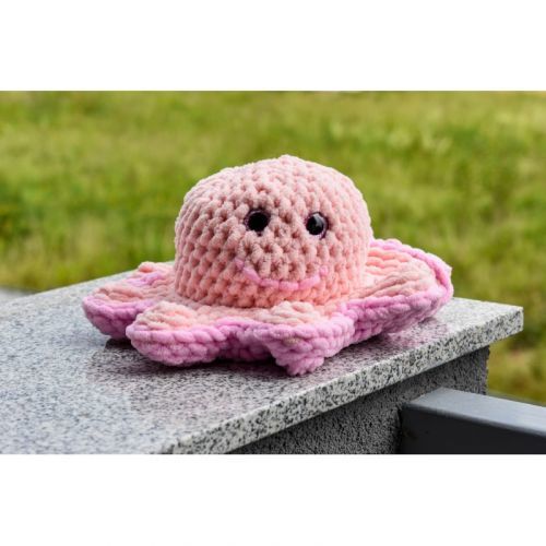 DR Handmade háčkovaná Chobotnička - ružová