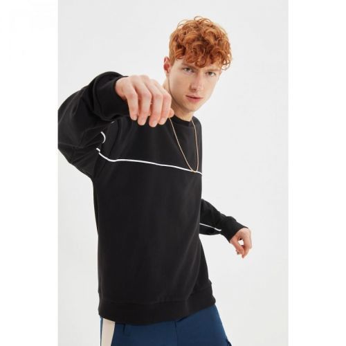 Trendyol Black Men's Oversize Fit Long Sleeve Crew Neck Sweatshirt