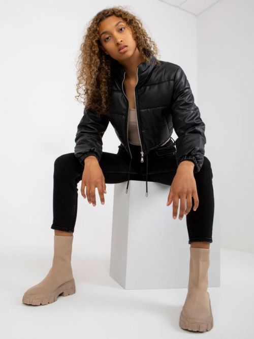 NM KR D2 3820 plášť 1.49P čierna S