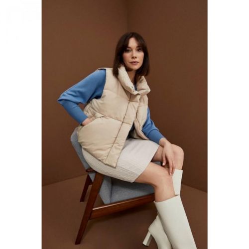 Quilted vest with a stand-up collar