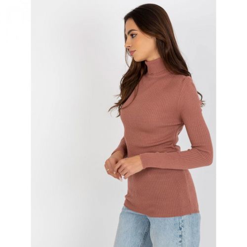 Dusty pink ribbed turtleneck sweater