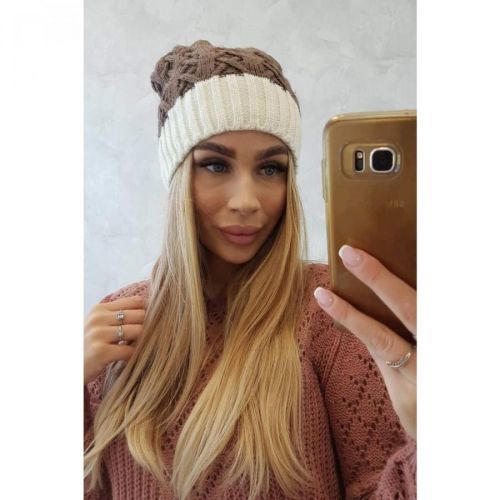 Cap with fleece Bibiana K264 ecru + mocca