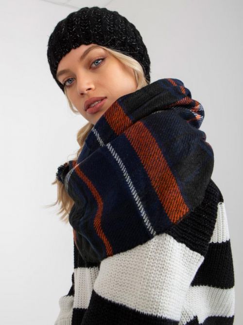 Navy and orange chimney with a checked print