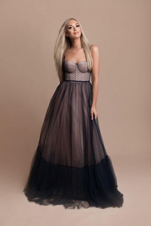 Modro-béžové spoločenské bodkované šaty Veľkosť: S