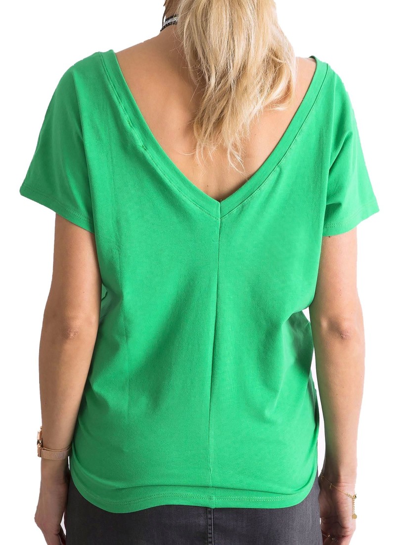 Green T-shirt with a neckline at the back
