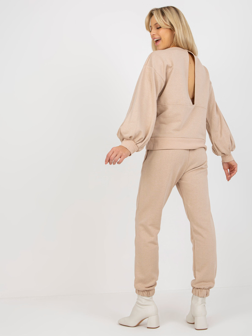 Beige casual set with a blouse with wide sleeves