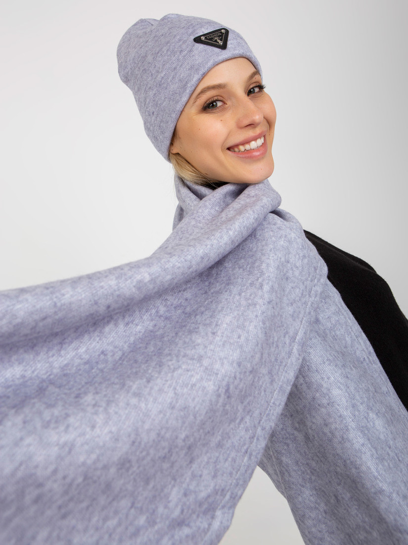 Light purple women's winter set with a scarf