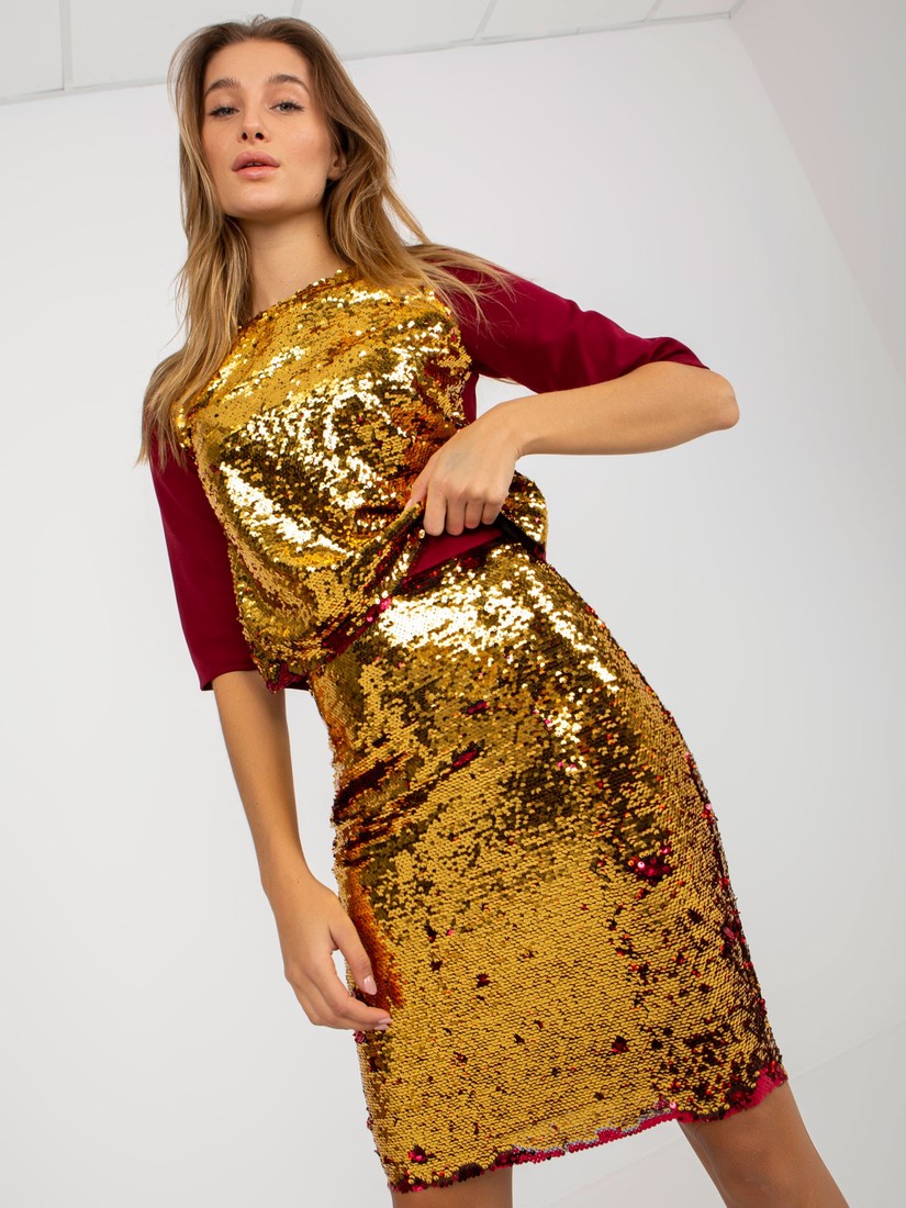 Burgundy sequin pencil skirt from the set