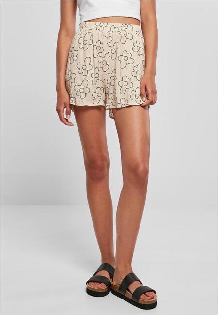 Urban Classics Ladies AOP Viscose Resort Shorts softseagrassflower - XS