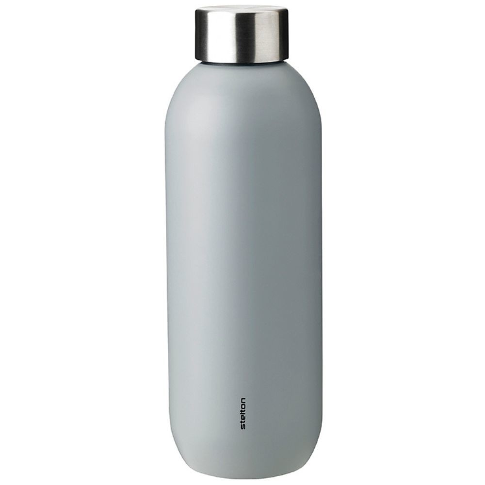 Vákuovo izolovaná fľaša KEEP COOL Stelton 0,6 l svetlo šedá