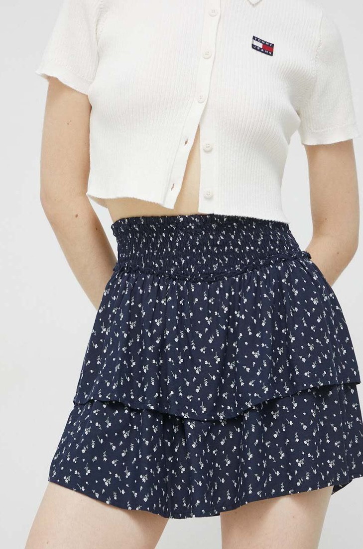 Sukňa Hollister Co. tmavomodrá farba, mini, áčkový strih