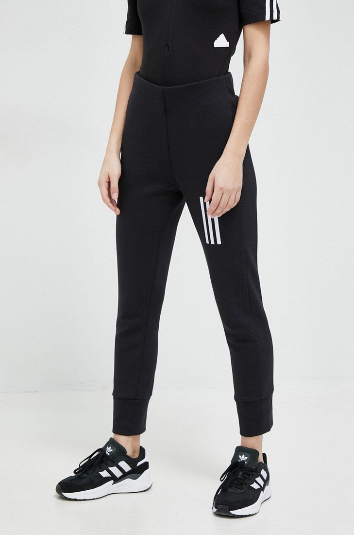 Tepláky adidas čierna farba, s potlačou