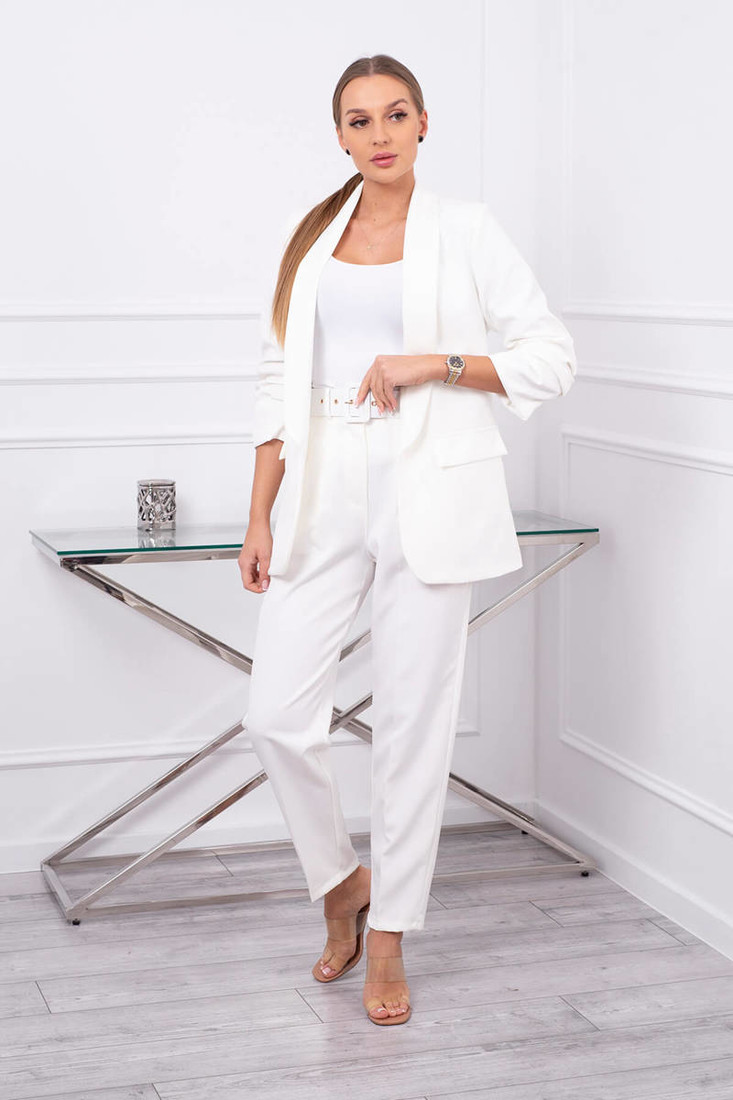Elegant set of jacket and trousers ecru