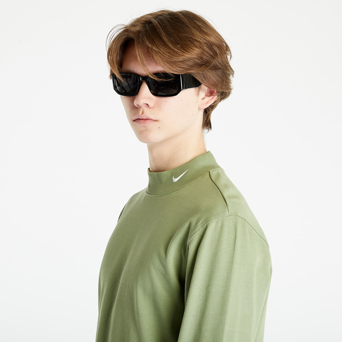 Nike Sportswear Men's Long Sleeve Mock-Neck Shirt Oil Green/ White